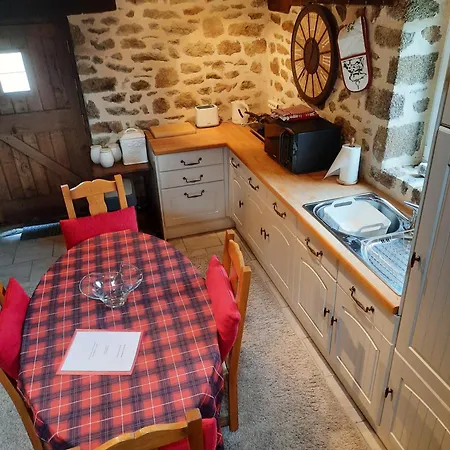Le Gite De Roseraie Brece  Exterior photo